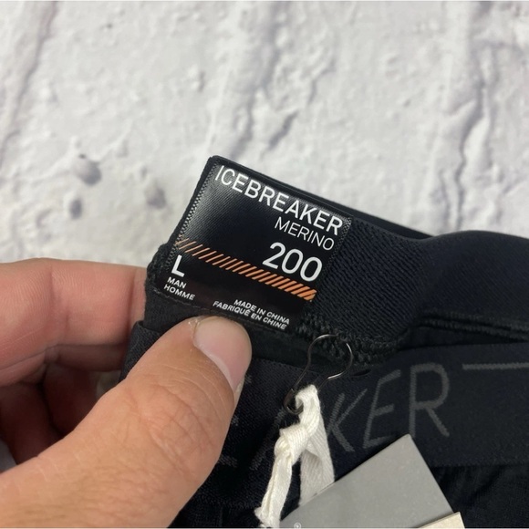 Icebreaker 200 Oasis Fly Leggings Mens Large Black 100% Merino Wool Thermal NWT - Picture 6 of 10